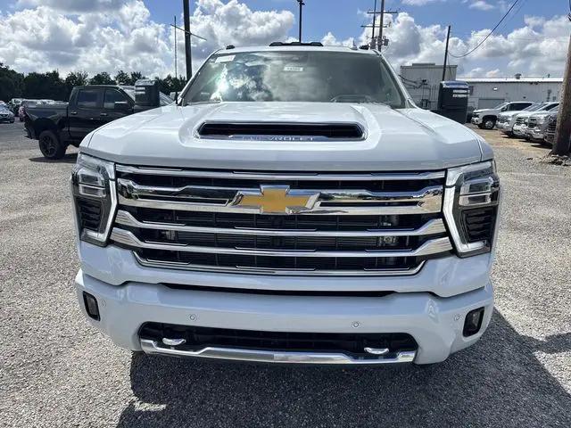 2026 Chevrolet Silverado 3500HD Crew Cab, Long Bed, High Country Dual Rear Wheel, RWD