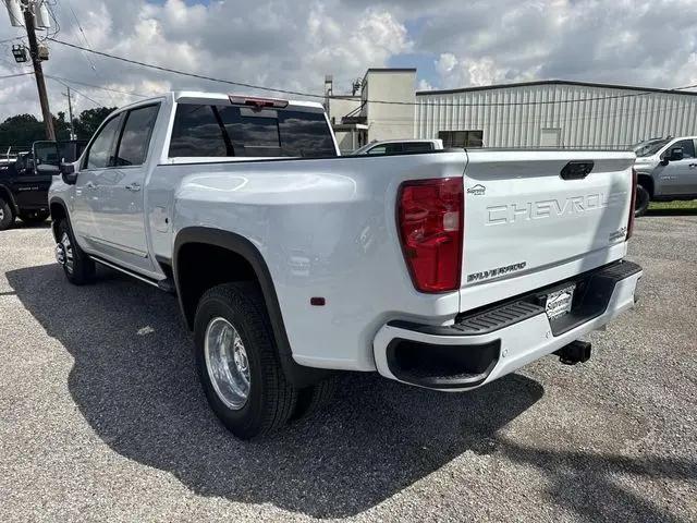 2026 Chevrolet Silverado 3500HD Crew Cab, Long Bed, High Country Dual Rear Wheel, RWD