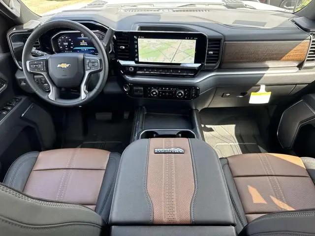 2026 Chevrolet Silverado 3500HD Crew Cab, Long Bed, High Country Dual Rear Wheel, RWD