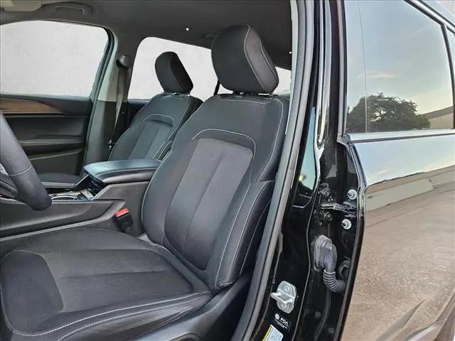 2023 Jeep Grand Cherokee L Laredo 4x4