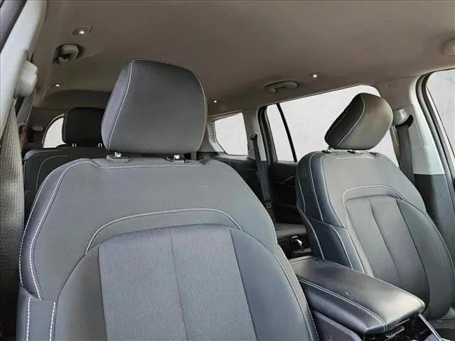 2023 Jeep Grand Cherokee L Laredo 4x4