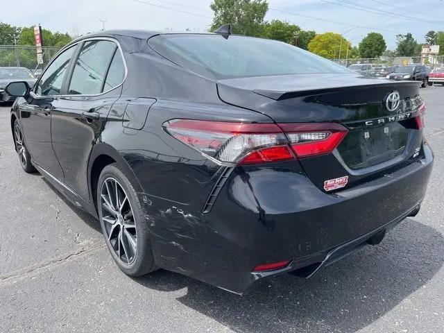 2021 Toyota Camry SE AWD