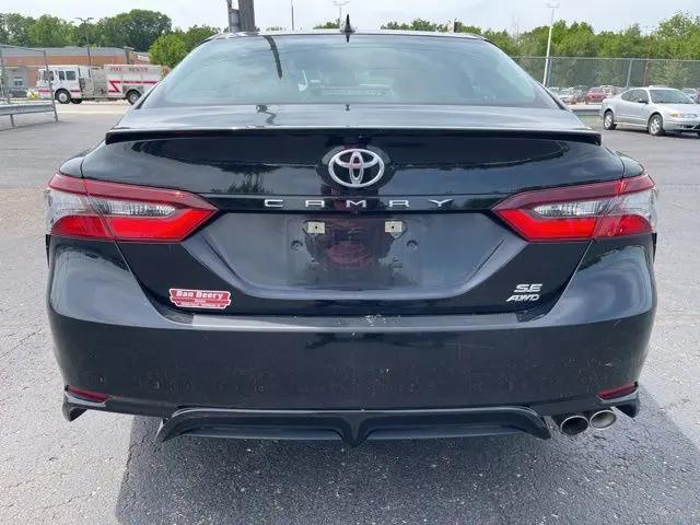 2021 Toyota Camry SE AWD