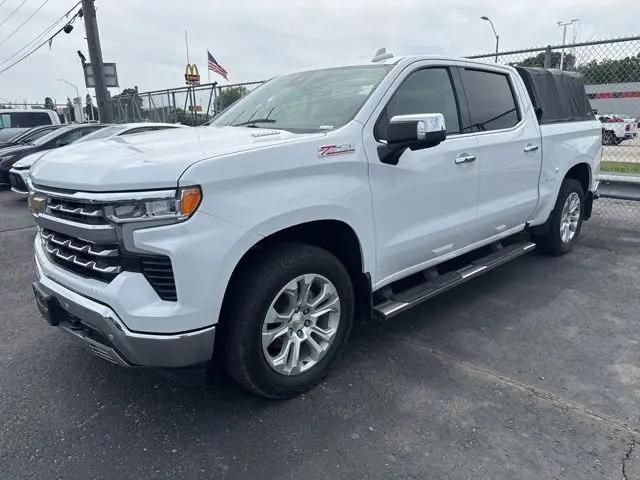 2022 Chevrolet Silverado 1500 4WD Crew Cab Short Bed LTZ