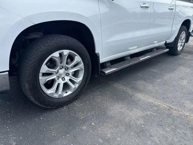 2022 Chevrolet Silverado 1500 4WD Crew Cab Short Bed LTZ