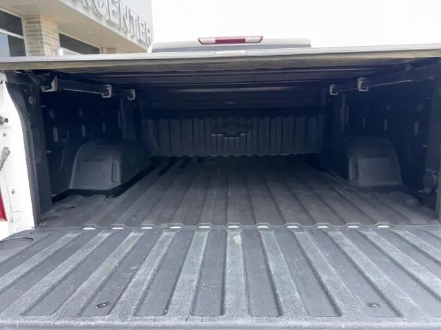 2023 Chevrolet Silverado 1500 4WD Crew Cab Standard Bed LT