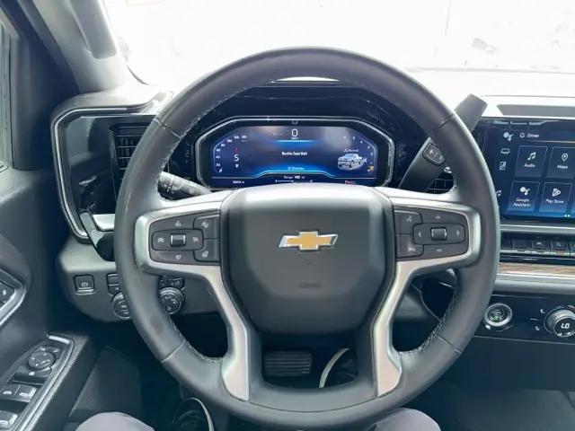 2023 Chevrolet Silverado 1500 4WD Crew Cab Standard Bed LT
