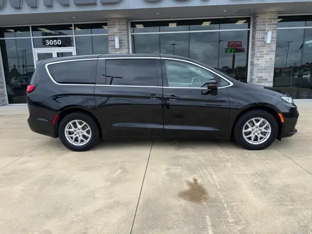 2023 Chrysler Pacifica Touring L for sale in Jonesboro, AR