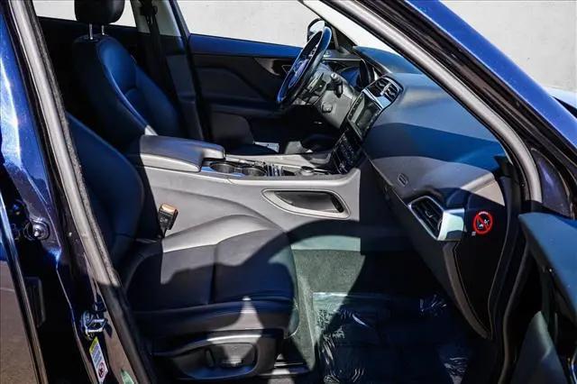 2017 Jaguar F-PACE 35t