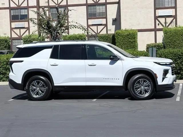 2024 Chevrolet Traverse FWD LT