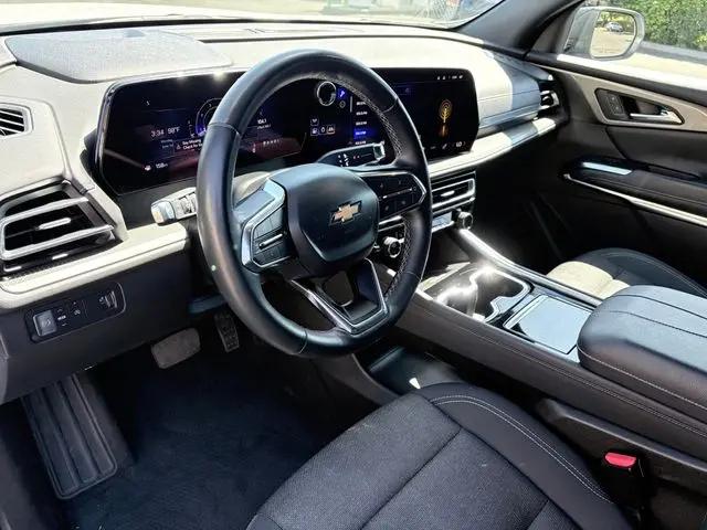 2024 Chevrolet Traverse FWD LT