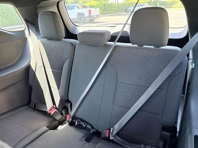 2024 Chevrolet Traverse FWD LT