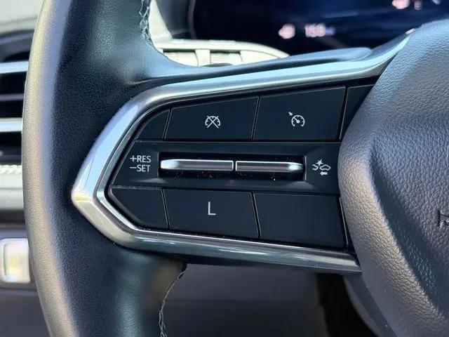 2024 Chevrolet Traverse FWD LT
