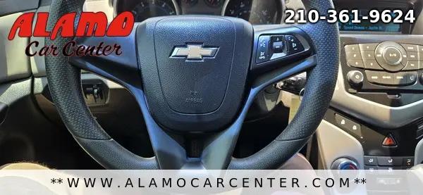 2013 Chevrolet Cruze LS Auto