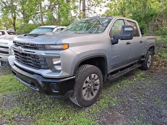 2025 Chevrolet Silverado 2500HD 4WD Crew Cab Standard Bed Custom