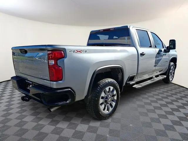 2025 Chevrolet Silverado 2500HD 4WD Crew Cab Standard Bed Custom