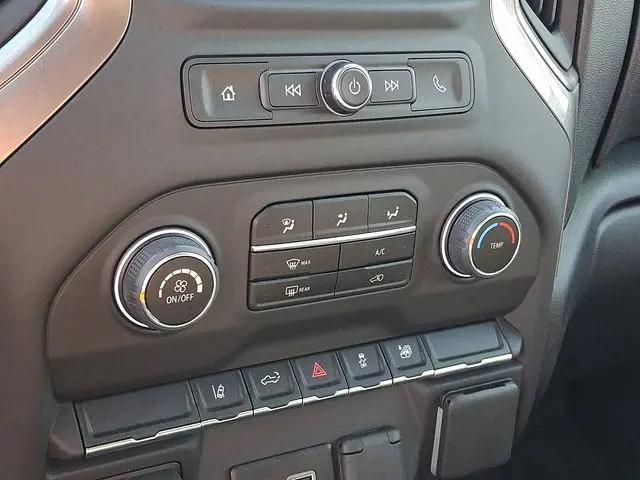 2025 Chevrolet Silverado 2500HD 4WD Crew Cab Standard Bed Custom
