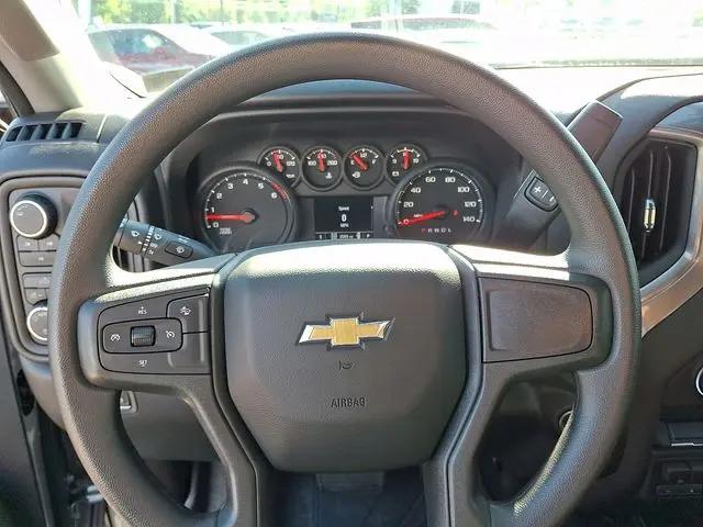2025 Chevrolet Silverado 2500HD 4WD Crew Cab Standard Bed Custom