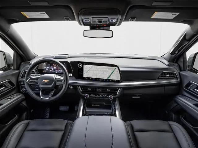 2026 Chevrolet Suburban LT, 4WD