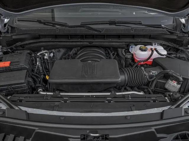 2026 Chevrolet Suburban LT, 4WD