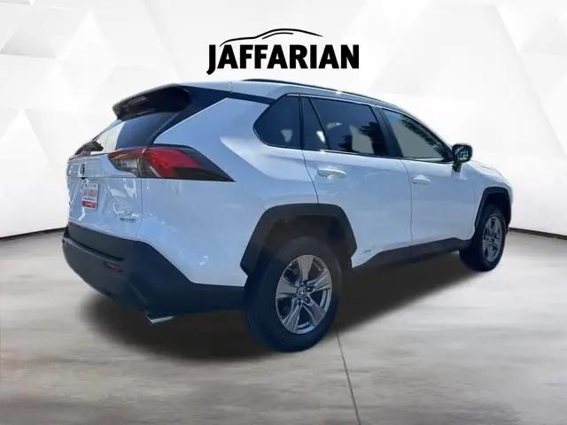 2024 Toyota RAV4 Hybrid LE