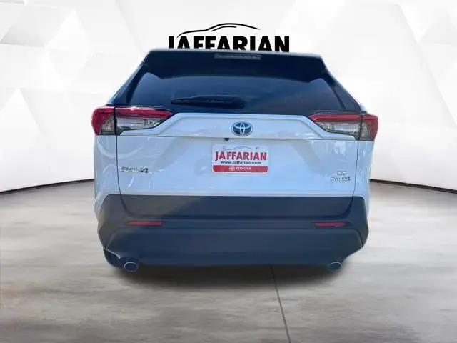 2024 Toyota RAV4 Hybrid LE