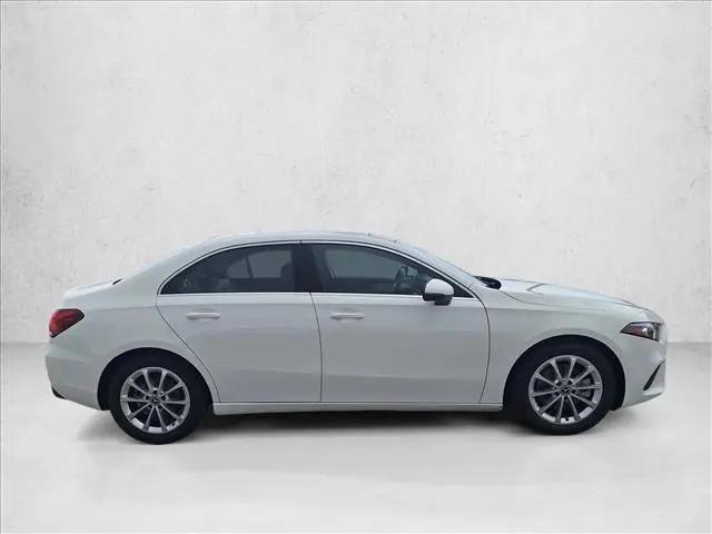 2019 Mercedes-Benz A 220 A 220