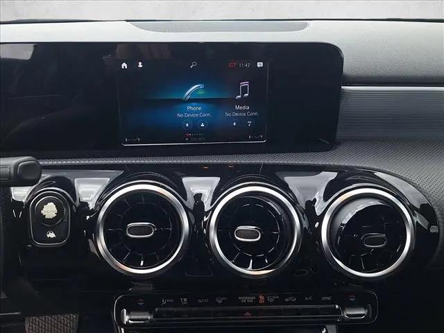 2019 Mercedes-Benz A 220 A 220