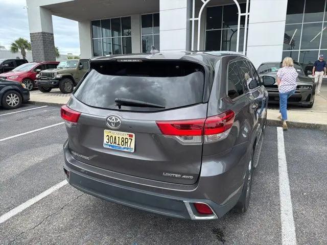 2019 Toyota Highlander Limited Platinum