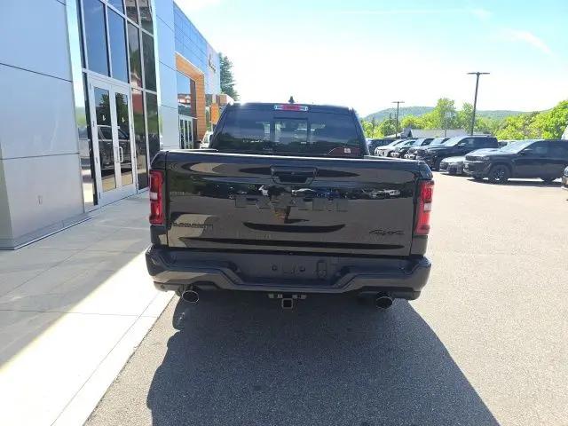 2026 Ram 1500 Laramie Crew Cab 4x4 5'7" Box