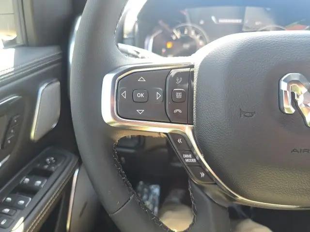 2026 Ram 1500 Laramie Crew Cab 4x4 5'7" Box