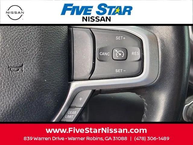 2023 Ram 1500 Big Horn Crew Cab 4x4 5'7" Box