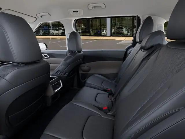 2026 Kia Carnival MPV EX