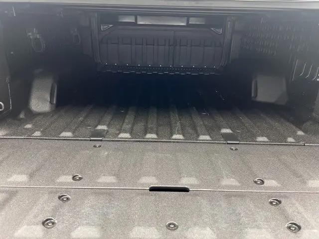 2024 Chevrolet Silverado EV First-Edition RST 4WD
