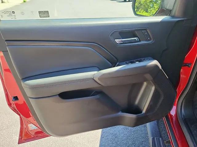 2023 Chevrolet Colorado 4WD Crew Cab Short Box LT