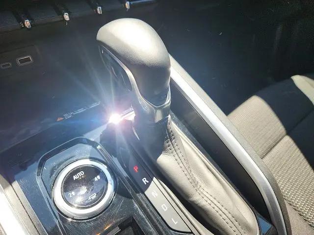 2023 Chevrolet Colorado 4WD Crew Cab Short Box LT