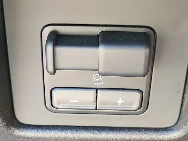 2023 Chevrolet Colorado 4WD Crew Cab Short Box LT