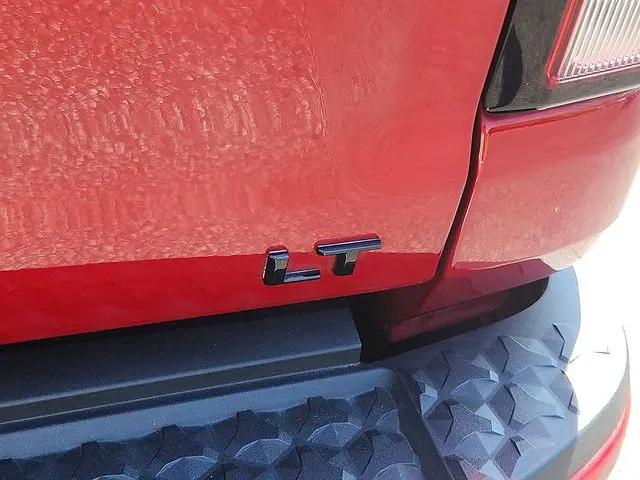 2023 Chevrolet Colorado 4WD Crew Cab Short Box LT