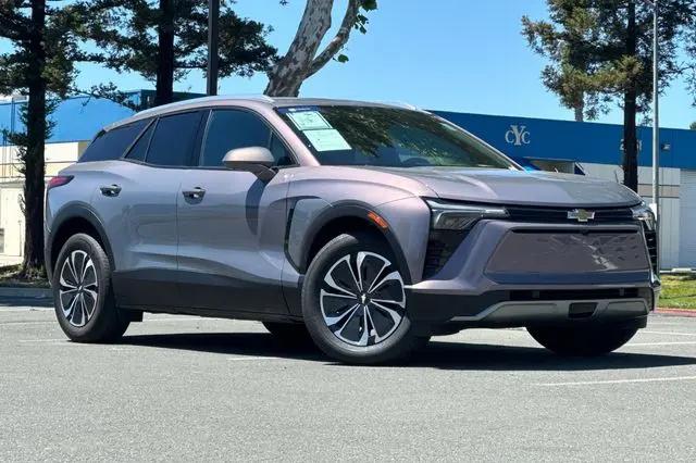 2024 Chevrolet V Blazer eAWD 2LT