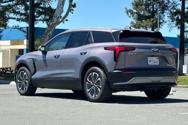 2024 Chevrolet V Blazer eAWD 2LT