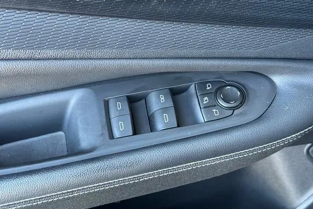 2024 Chevrolet V Blazer eAWD 2LT