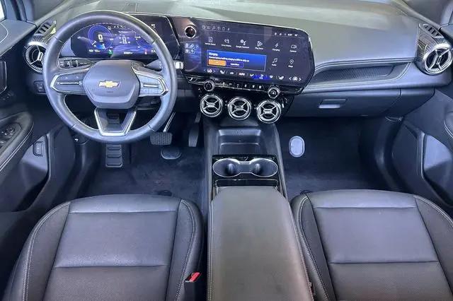 2024 Chevrolet V Blazer eAWD 2LT