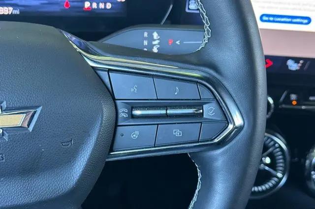 2024 Chevrolet V Blazer eAWD 2LT