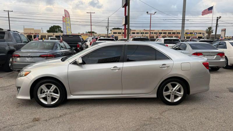 2014 Toyota Camry SE Sport