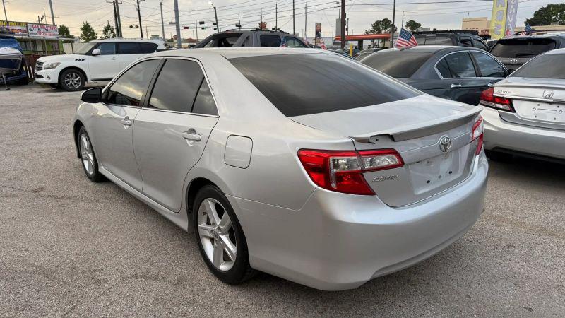 2014 Toyota Camry SE Sport
