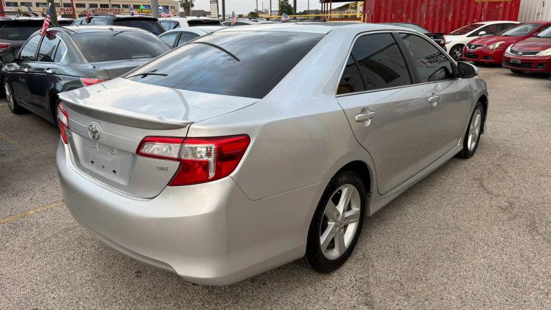 2014 Toyota Camry SE Sport