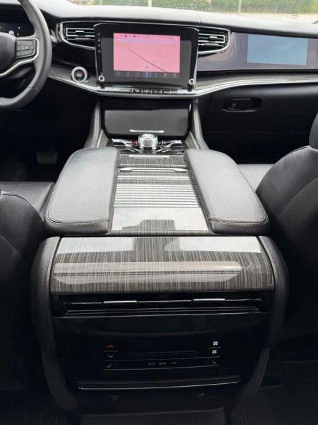 2022 Jeep Wagoneer Series III 4x4
