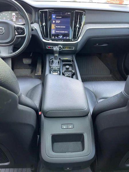 2021 Volvo V60 Cross Country T5
