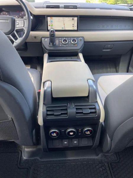 2024 Land Rover Defender 110 P400 X-Dynamic SE