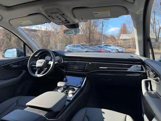 2025 Audi Q7 Prestige 55 TFSI quattro Tiptronic